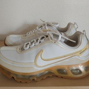 Air Max 360